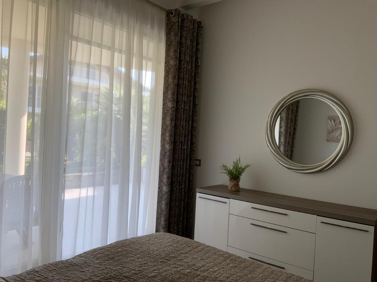 King' S Apartment Sirmione Exterior photo